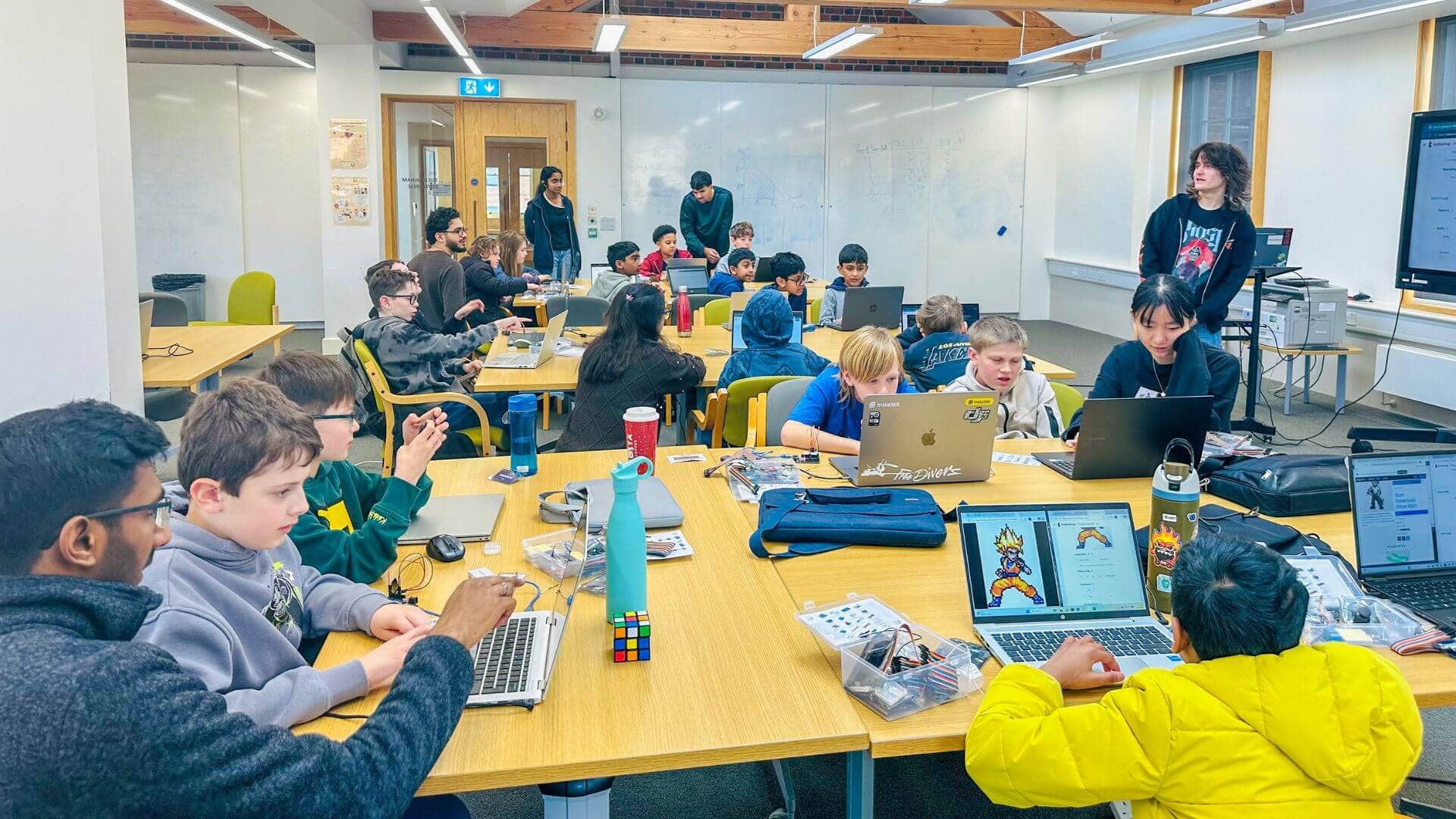 Students Coding at InterLync